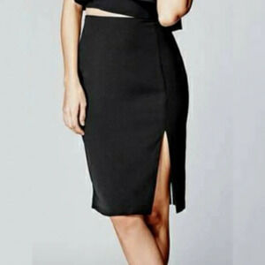 Marciano | Guess Kaelah Skirt in Jet Black Size 6 NWT